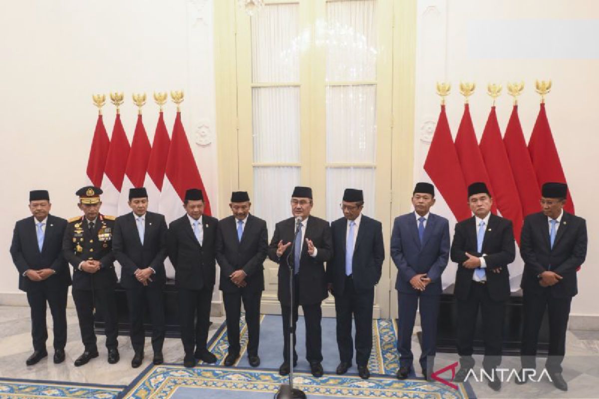 Prabowo Resmi Lantik Sepuluh Anggota Komisi Percepatan Reformasi Polri