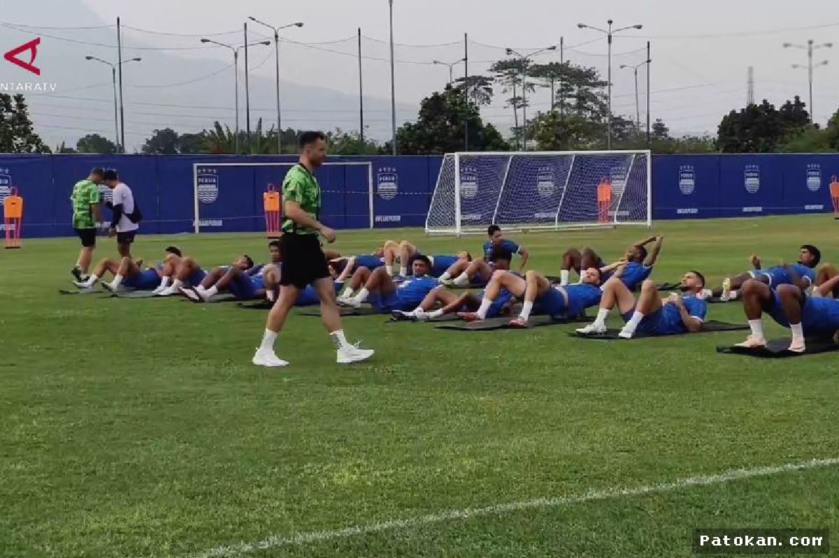 BANDUNG — Persib Bandung secara resmi mengumumkan kedatangan penyerang asal Argentina, Mariano