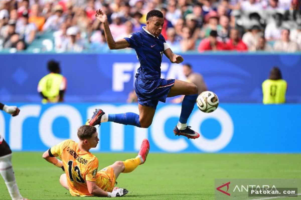 Mbappé Raih Sepatu Emas Sementara BMKG Peringatkan Hujan Ekstrem